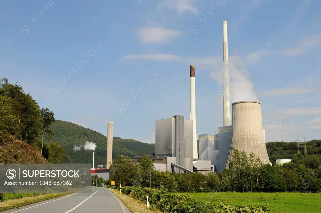 Mark-E coal-fired power plant, Elverlingsen, Werdohl, Maerkischer Kreis region, Sauerland region, North Rhine-Westphalia, Germany, Europe, PublicGroun...