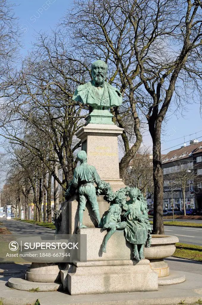 Monuments for Heinrich Schuechtermann, industrialist, founder, honorary citizen, Dortmund, Ruhrgebiet region, North Rhine-Westphalia, Germany, Europe
