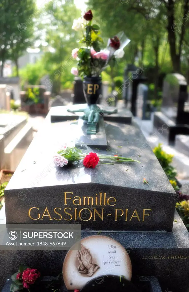 Grave of Edith Piaf, Pere Lachaise Cemetery, Paris, France, Europe