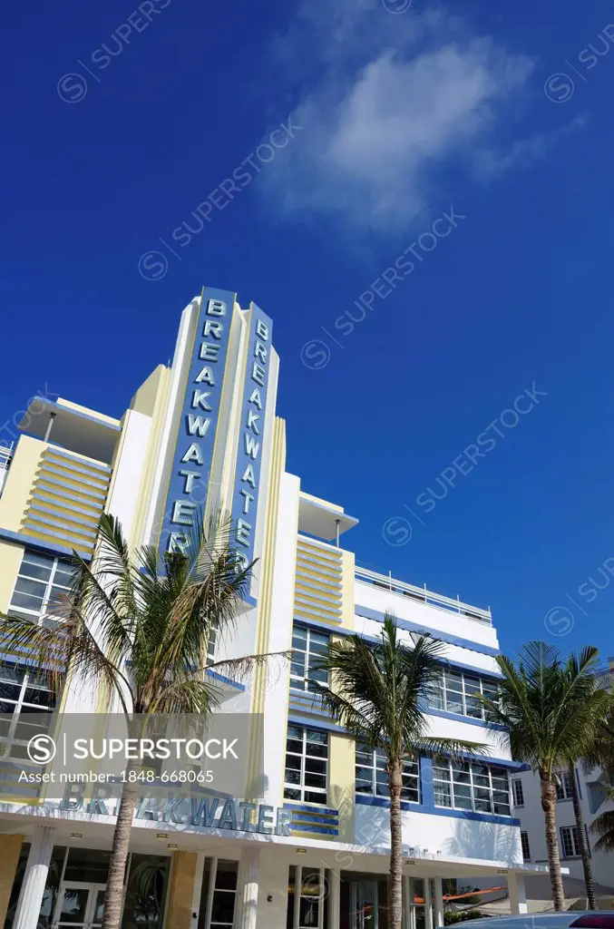 Breakwater Hotel, Art Deco architecture, Ocean Drive, South Beach, Miami, Florida, USA