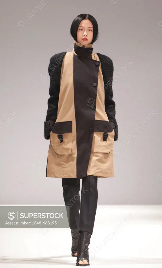 Female model on the catwalk at the London Fashion Week, collection by designer Eudon Choi, Vauxhall Fashion Scout, London, England, United Kingdom, Eu...