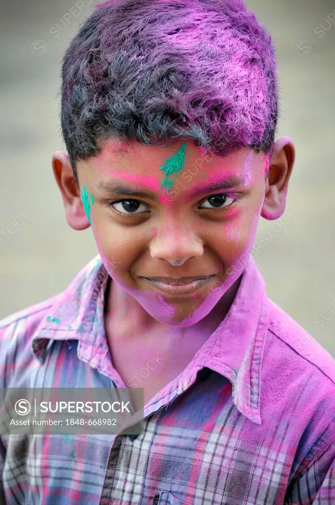 Boy during the Holi color festival, Terekhol, Goa, South India, India, Asia