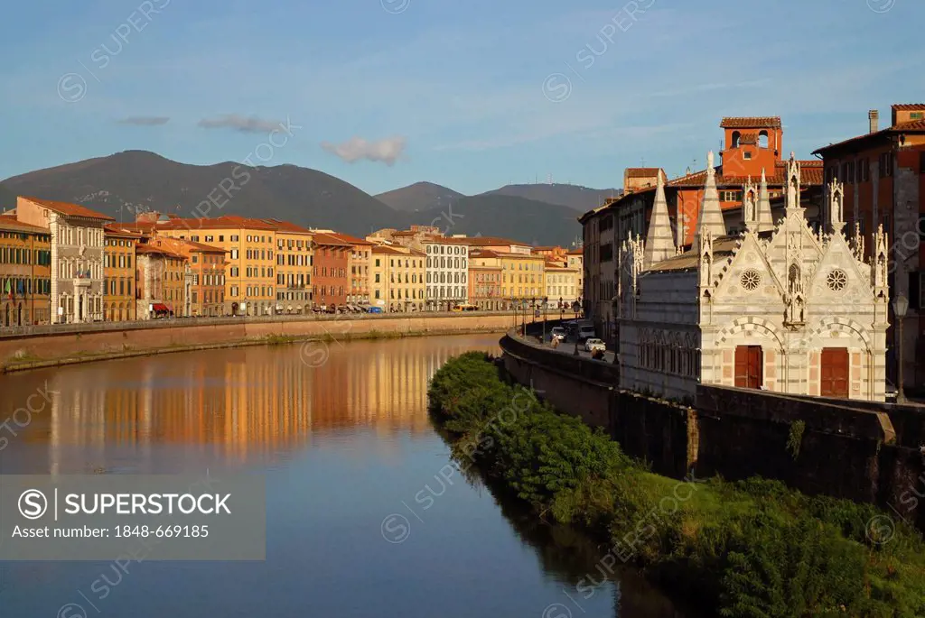 Pisa on the River Arno and the church of Santa Maria della Spina, Tuscany, Italy, Europe