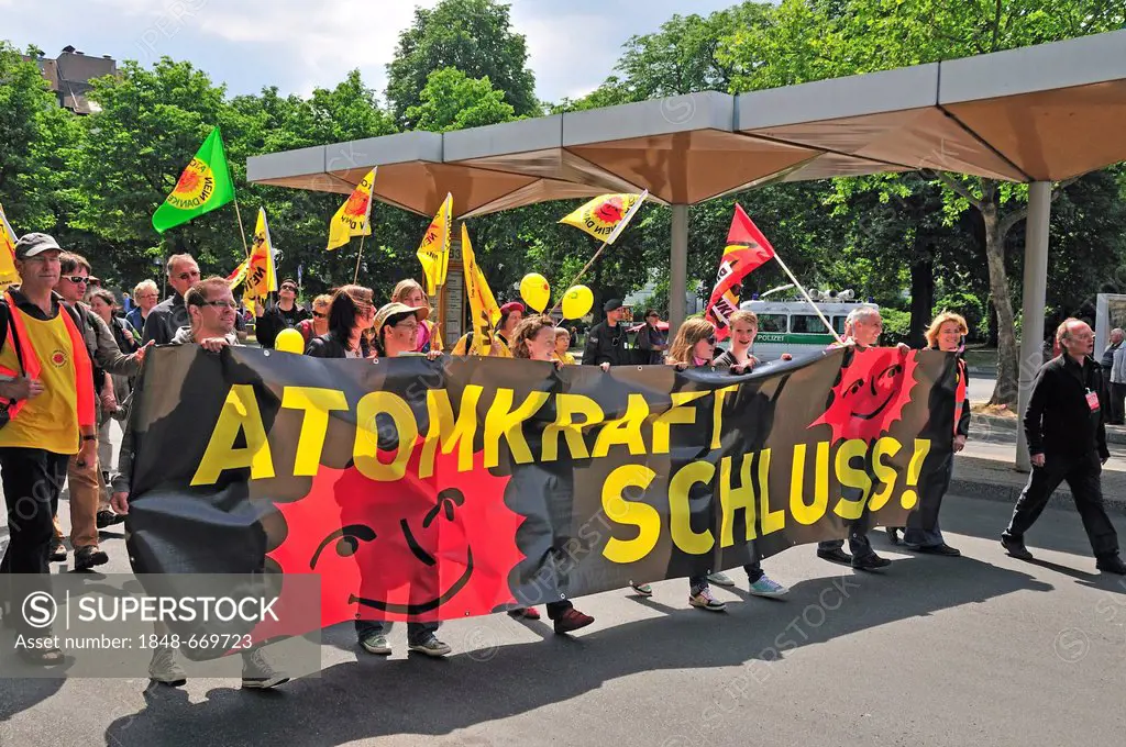 Anti-nuclear demonstration in Bonn, North Rhine-Westphalia, Germany, Europe