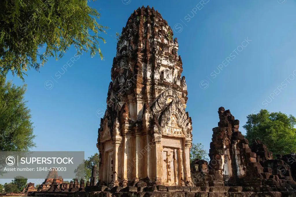 Khmer style prang or tower, Wat Phra Phai Luang temple, Sukhothai Historical Park, UNESCO World Heritage Site, Northern Thailand, Thailand, Asia