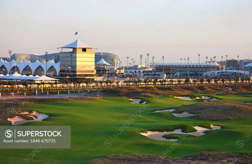 Yas-Links golf course, Yas Island, typical 18-hole links course next to the Formula 1 circuit and Ferrari World Abu Dhabi, United Arab Emirates, Middl...