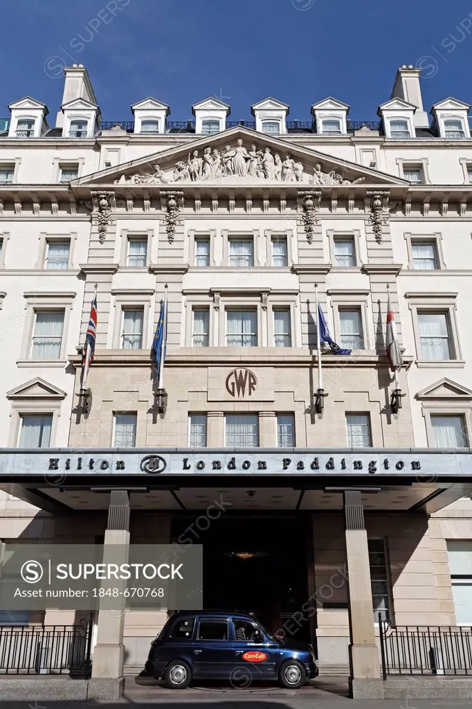Historic facade, entrance Hilton Hotel, London Paddington station, London, England, United Kingdom, Europe