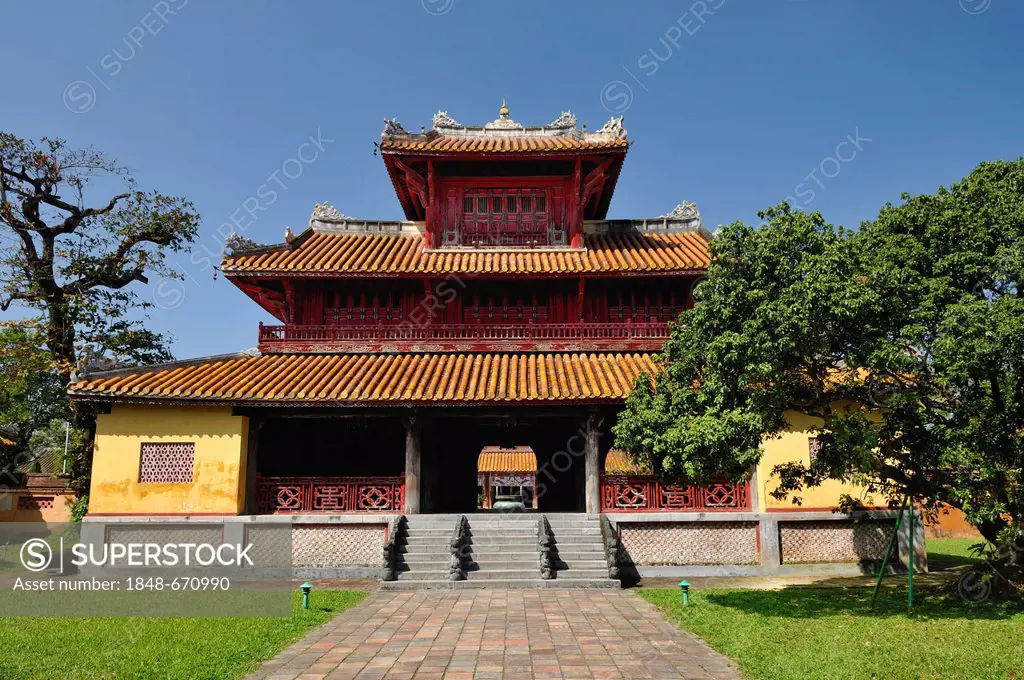 Hien Lam pavilion in the citadel, Mandarin halls, Hoang Thanh Imperial Palace, Forbidden City, Hue, UNESCO World Heritage Site, Vietnam, Asia