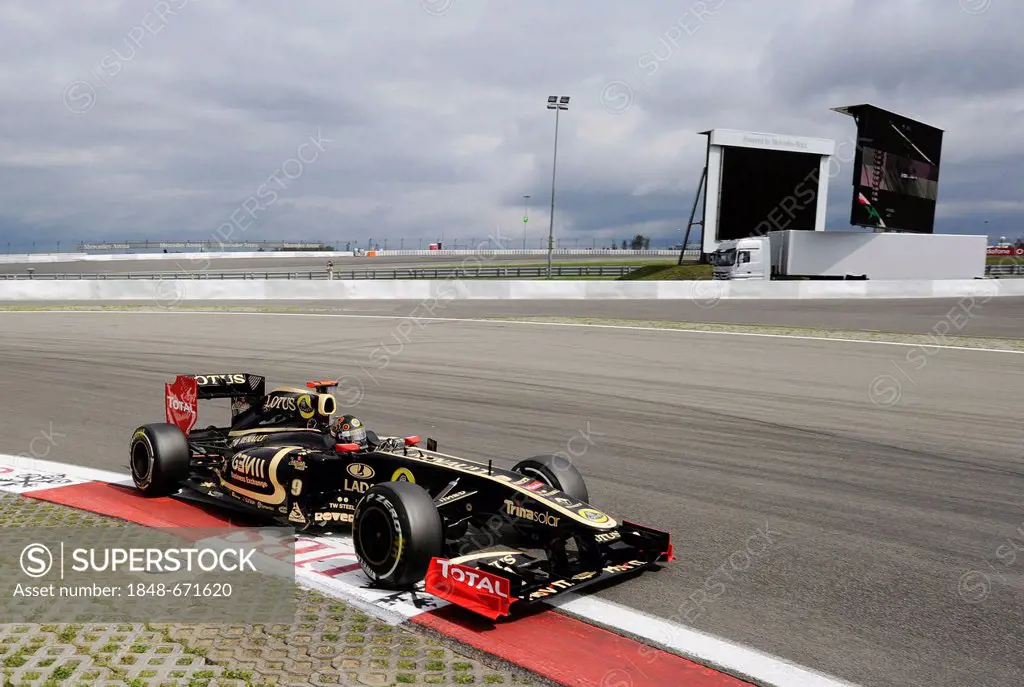 Nick Heidfeld, ENG, Lotus Renault, Formula 1 Grand Prix season 2011, Santander German Grand Prix, Nurburgring race track, Rhineland-Palatinate, German...