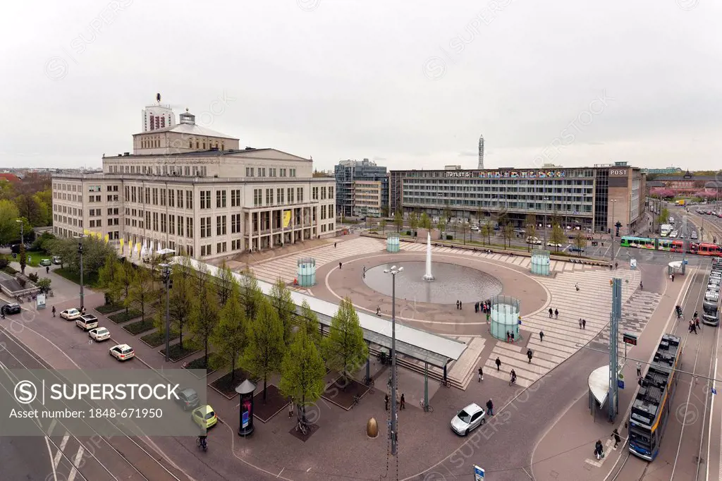 Oper, Opera House on Augustusplatz square, panorama, former main post office, fountain, Leipzig, Saxony, Germany, Europe