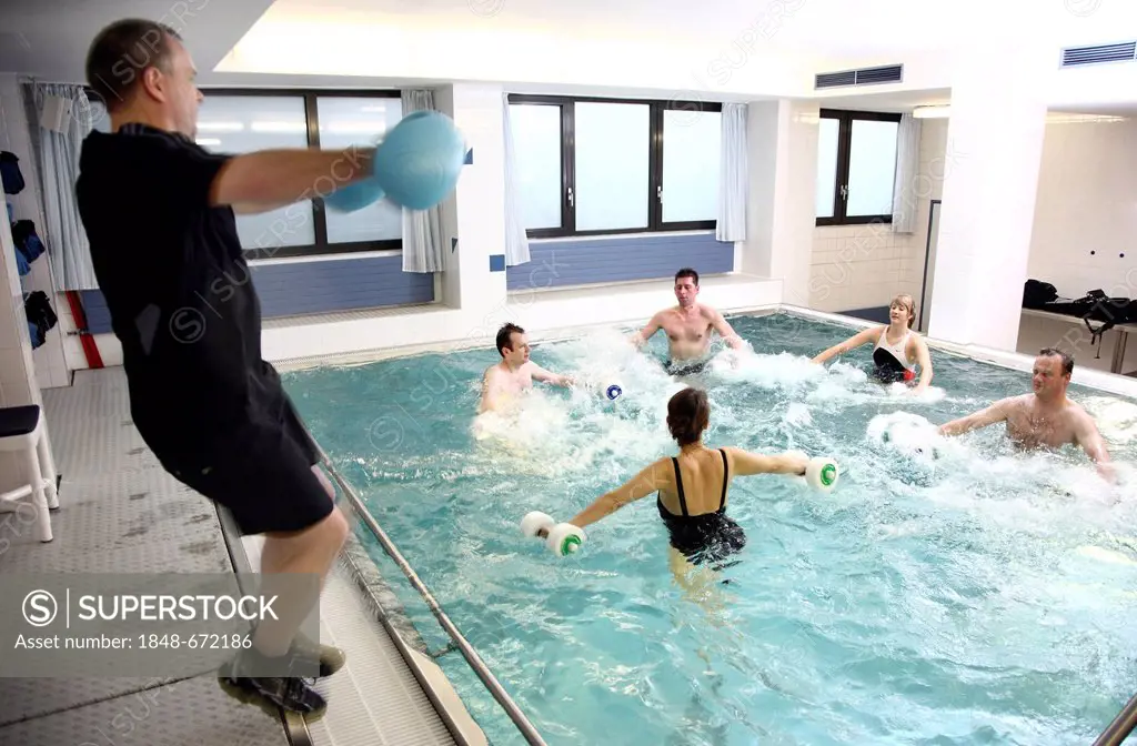Aqua aerobics, water aerobics, exercise therapy, physiotherapy in water, e.g. as a rehabilitation program, in a hospital in Germany, Europe