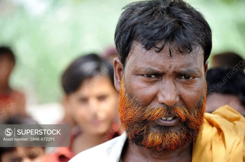 Man with a henna-dyed beard, portrait, Muzaffaragarh, Punjab, Pakistan, Asia