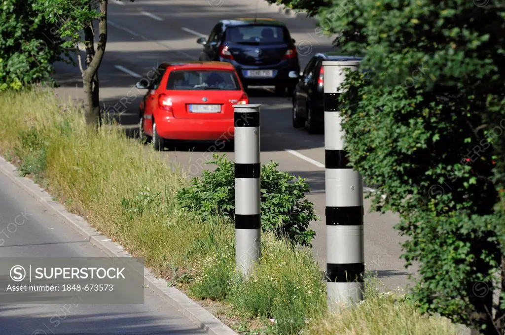 Laser column, digital speed cameras for simultaneous monitoring of multiple lanes, Stuttgart, Baden-Wuerttemberg, Germany, Europe