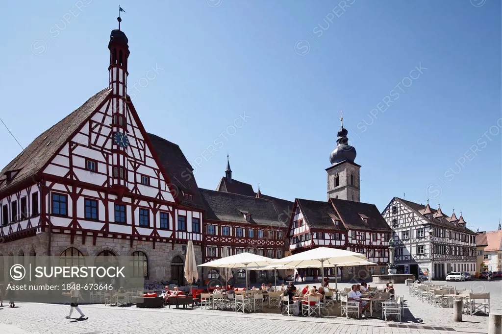 Rathausplatz square with town hall and St. Martin's Church, Forchheim, Franconian Switzerland, Upper Franconia, Franconia, Bavaria, Germany, Europe