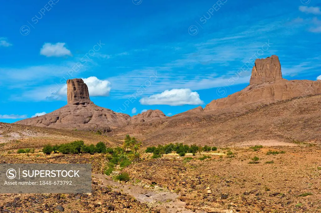 Impressive cone-shaped rock formations, called Monsieur and Madame, Bab n'Ali, Jebel Sahro, southern Morocco, Morocco, Africa