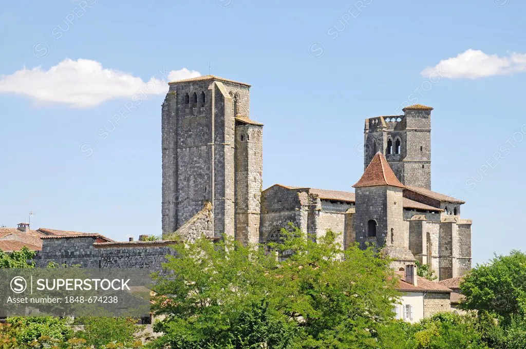 St. Peter's Collegiate Church, Via Podiensis or Chemin de St-Jacques or French Way of St. James, UNESCO World Heritage Site, La Romieu community, Depa...