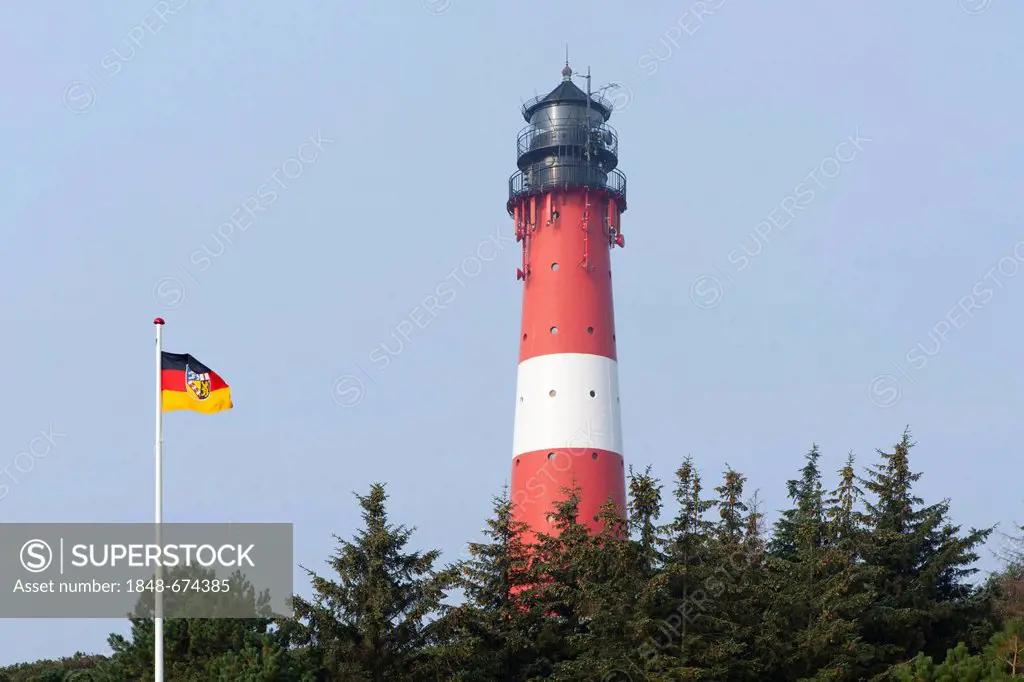 Lighthouse, German national flag, Hoernum, Sylt island, Schleswig-Holstein, Germany, Europe