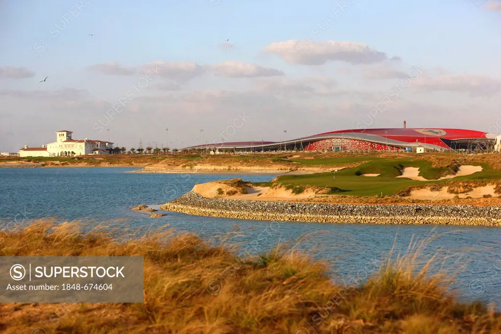 Yas-Links golf course, Yas Island, typical 18-hole links course next to the Formula 1 circuit and Ferrari World Abu Dhabi, United Arab Emirates, Middl...