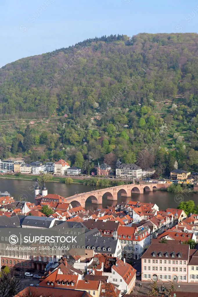 View from Heidelberger Schloss castle on the Alte Bruecke bridge and the Neckar river, Heidelberg, Baden-Wuerttemberg, Germany, Europe