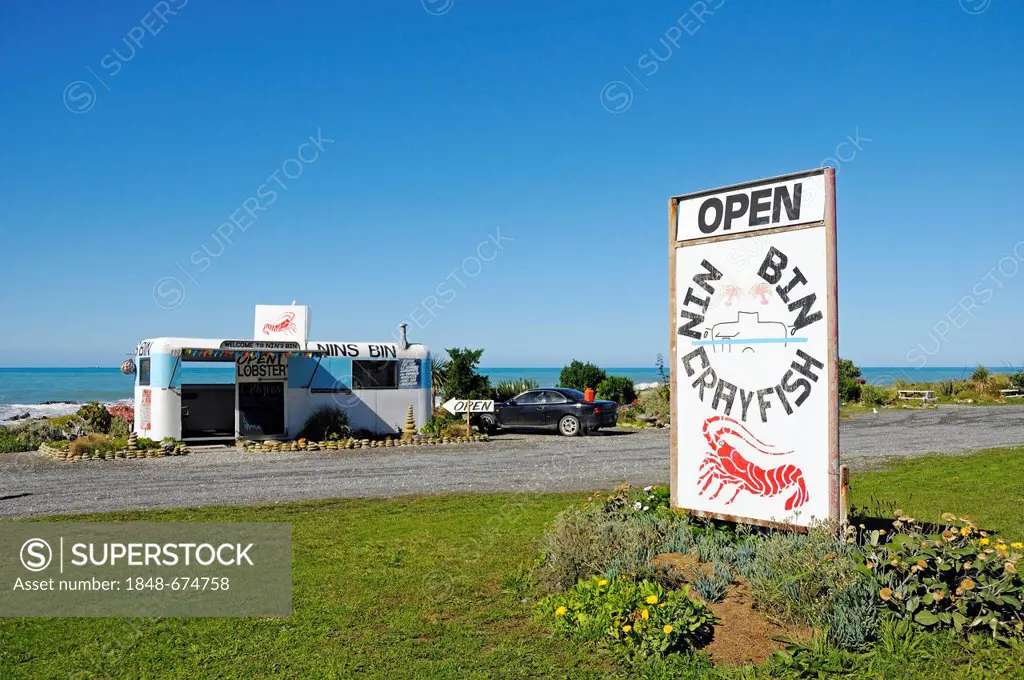 Takeaway offering spiny lobsters, seafood and fish, Kaikoura, South Island, New Zealand