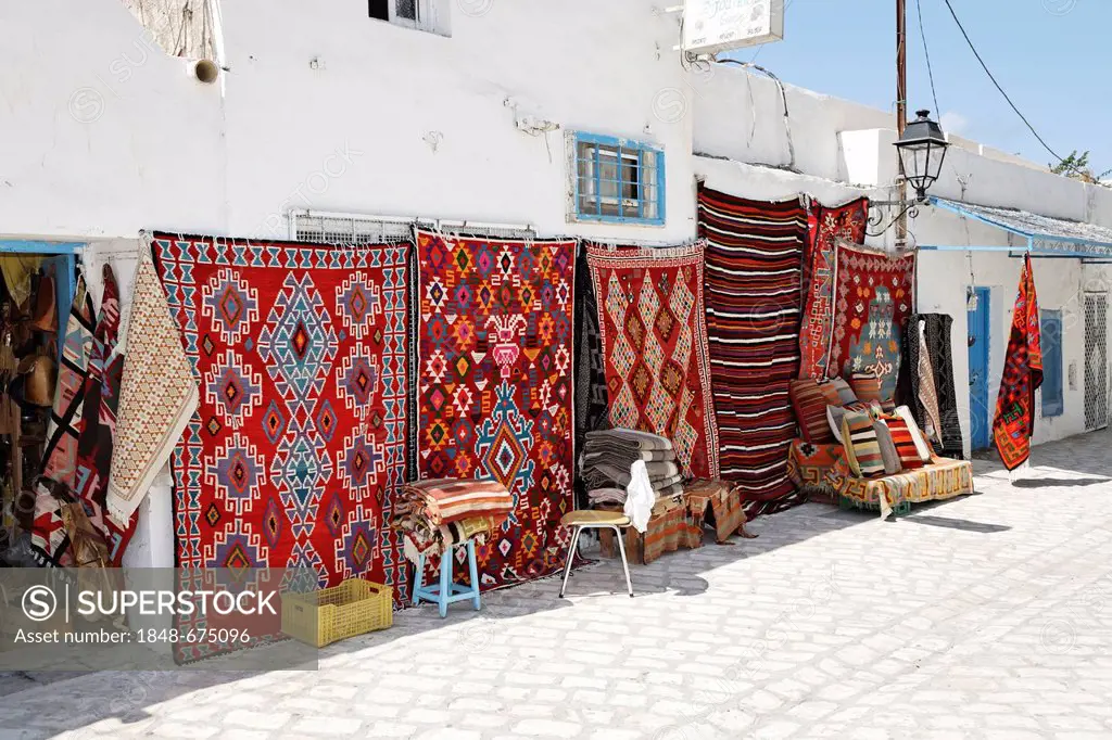 Carpet dealers, market in Houmt Souk on Djerba Island, Tunisia, Maghreb, North Africa, Africa
