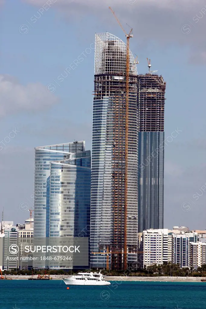 Skyline on the corniche of Abu Dhabi, United Arab Emirates, Middle East
