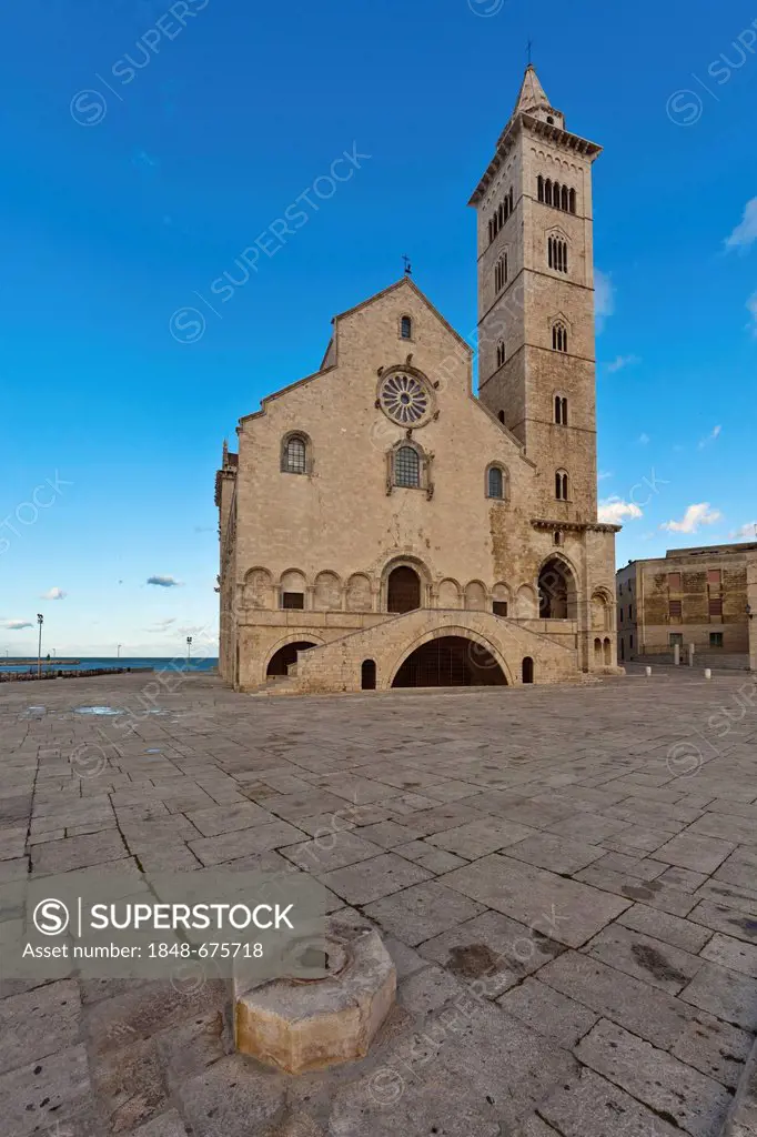 Cathedral of San Nicola Pellegrino, Marine Cathedral of Trani, Apulia, Southern Italy, Italy, Europe