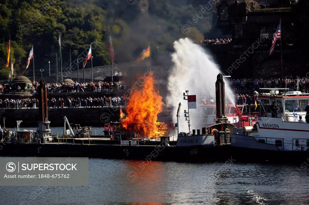 Fire-fighting exercise on the water with fire-fighting boat RLP-1, Koblenz, Rhineland-Palatinate, Germany, Europe