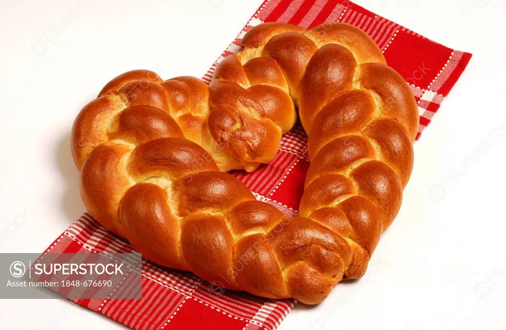 Zopf, heart-shaped braided loaf