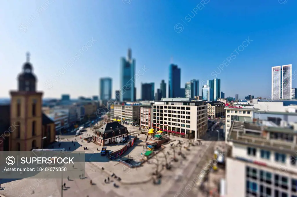 View towards the financial district, Commerzbank Tower, European Central Bank, Deutsche Bank, Hessische Landesbank, OperTurm and St. Catherine's Churc...