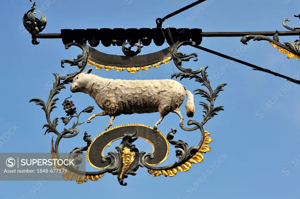 Hanging sign with the figure of a lamb of the cinema Lamm Lichtspiele, Erlangen, Middle Franconia, Bavaria, Germany, Europe