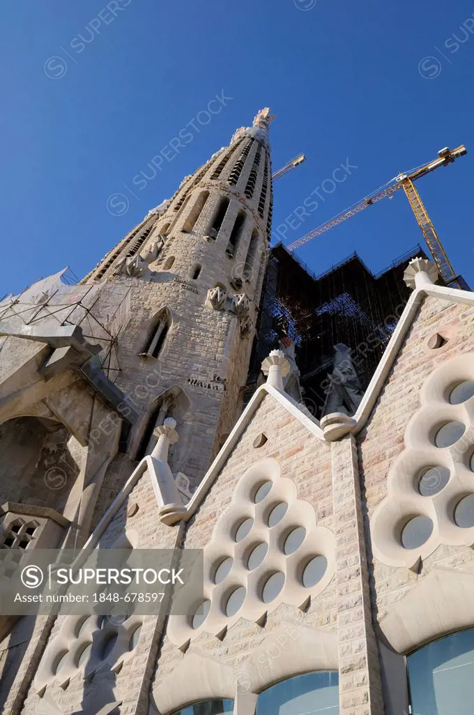 La Sagrada Familia, Temple Expiatori de la Sagrada Familia, Basilica and Expiatory Church of the Holy Family, Barcelona, Catalonia, Spain, Europe