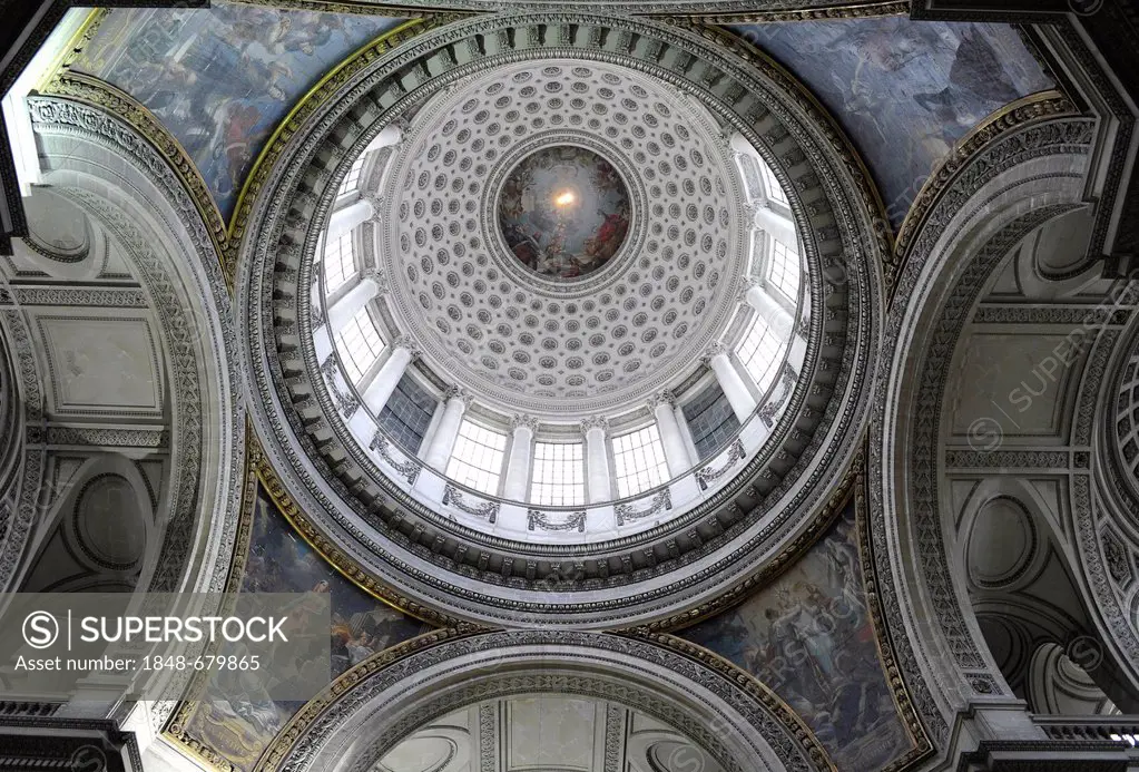 Interior with dome, Panthéon, a mausoleum for French National heroes, Montagne Sainte-Geneviève, Hill of St. Genevieve, Paris, France, Europe
