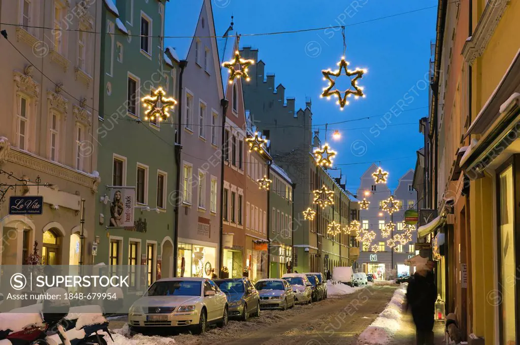 Street with Christmas decorations in winter, Landshut, Lower Bavaria, Bavaria, Germany, Europe