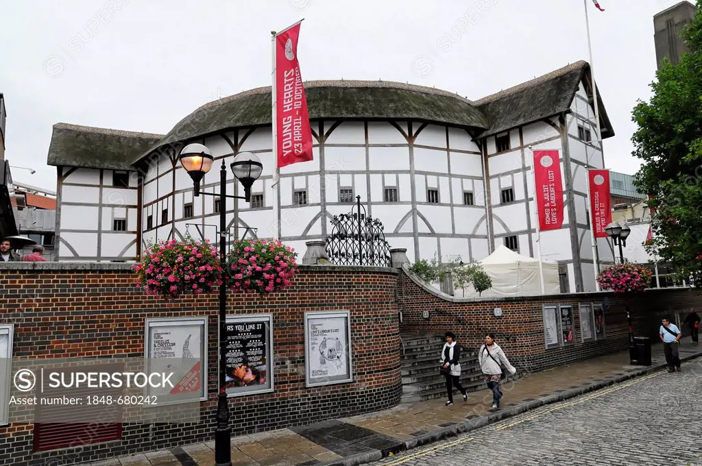 The Shakespeare Globe Theatre on the Southbank of the River Thames, London, England, Great Britain, Europe