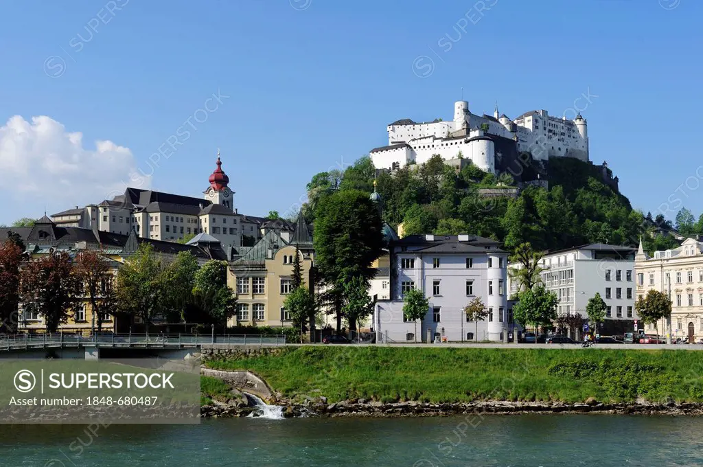 Hohensalzburg Castle, Salzach River, city of Salzburg, Salzburger Land, Austria, Europe