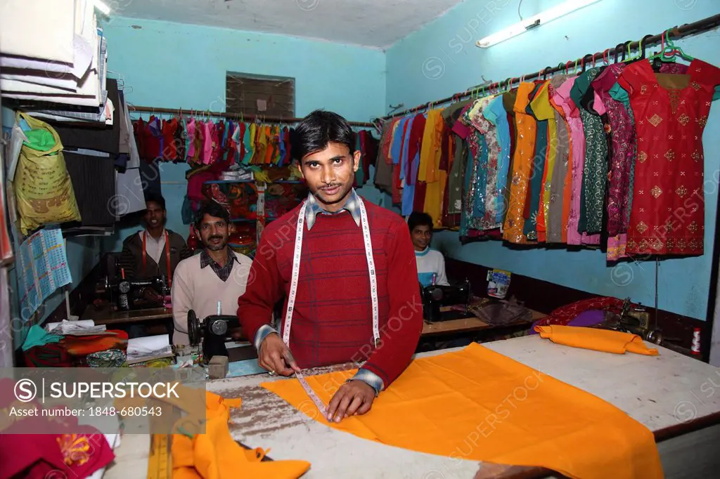 Dressmaker at work, Bhowali, Uttarakhand, northern India, India, Asia