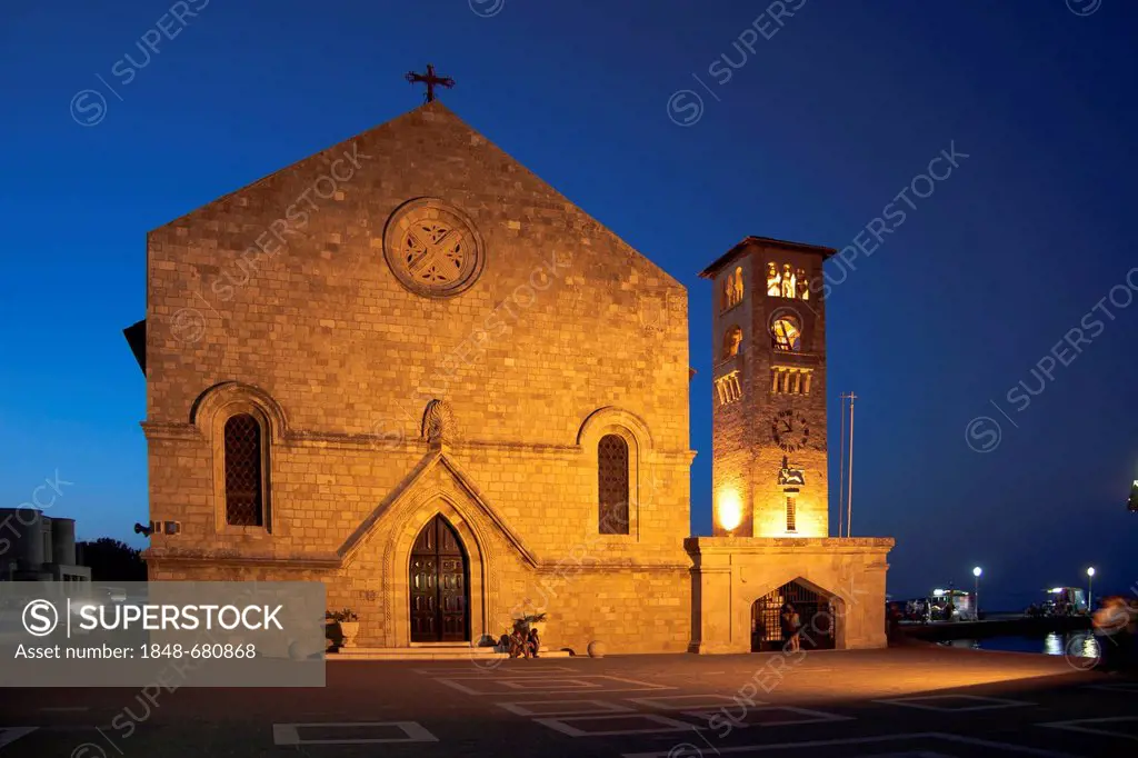Ekklisia Evangelismou Church on Mandraki harbour, Rhodes, Greece, Europe, PublicGround