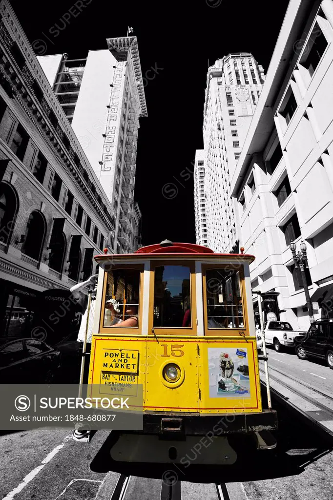 Cable car, cable tramway, Powell Street and Market Street, San Francisco, California, United States of America, USA, PublicGround