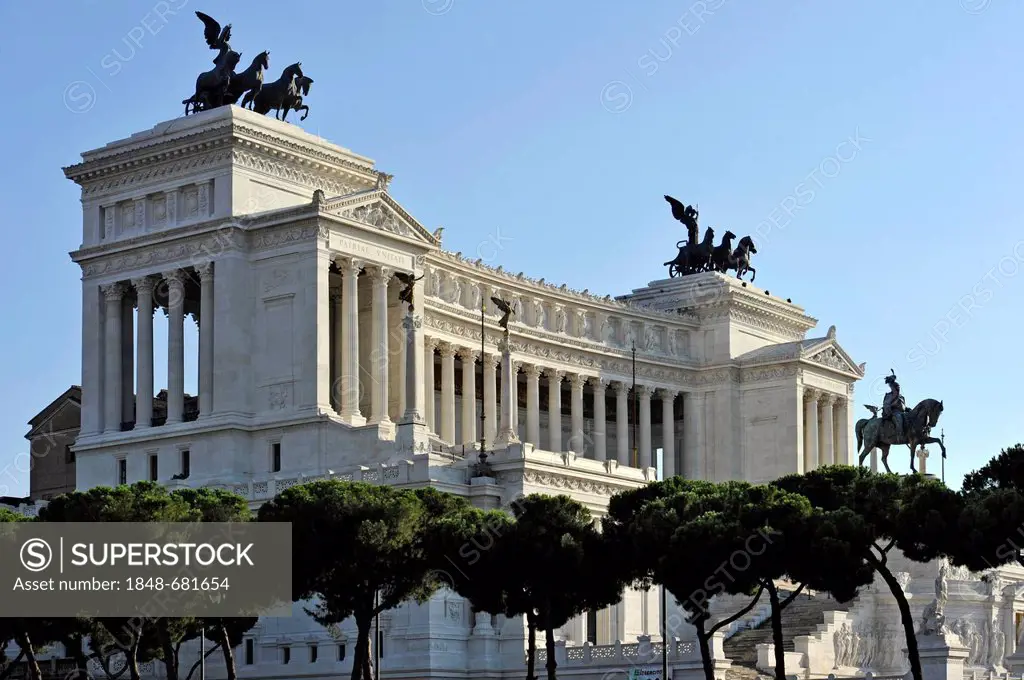 National Memorial to King Vittorio Emanuele II, Vittoriano or Altare della Patria, Rome, Lazio, Italy, Europe