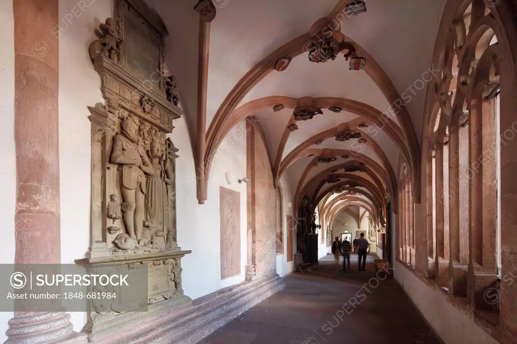 Cloister of Wuerzburg Cathedral, Wuerzburg, Lower Franconia, Franconia, Bavaria, Germany, Europe