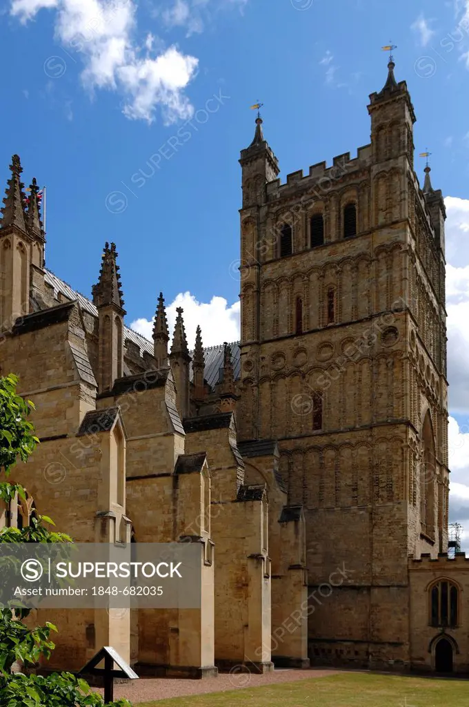 Exeter Cathedral, 13th Century, side view, Exeter, Devon, England, United Kingdom, Europe