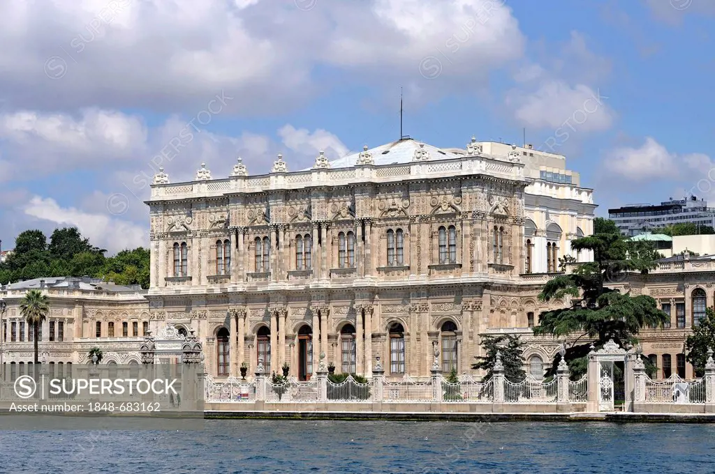Dolmabahce Sarayi or Dolmabahce Palace, Sultan's Palace, Besiktas, Bosphorus, Bogazici, European bank of Istanbul, Turkey