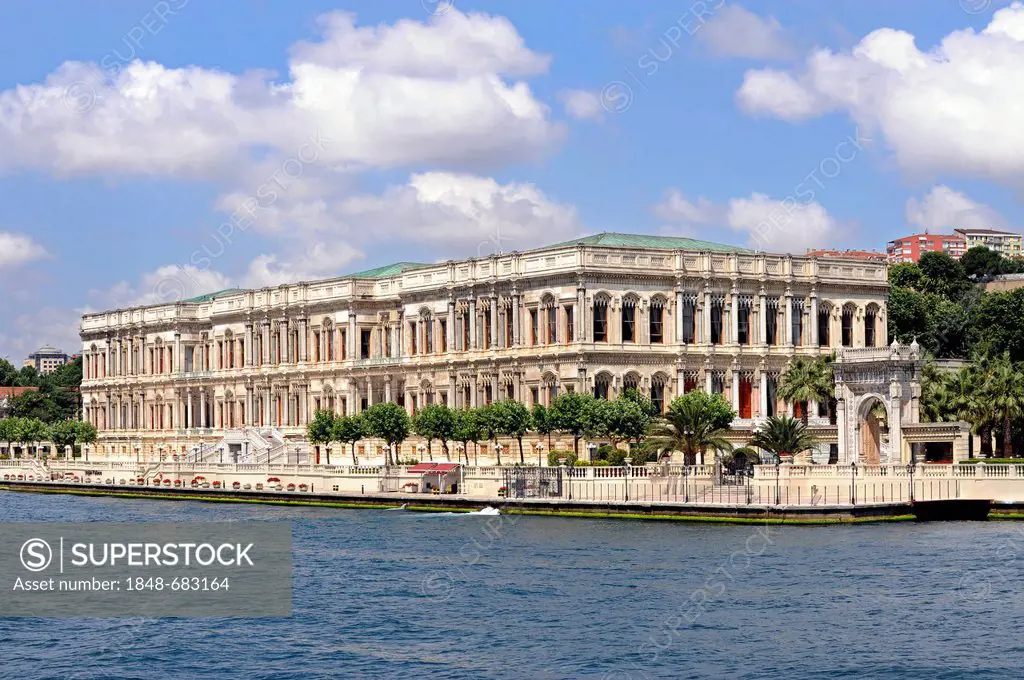 Ciragan Sarayi, Ciragan Palace Kempinski Palace Hotel, Besiktas, Bosphorus, Bogazici, European bank of Istanbul, Turkey