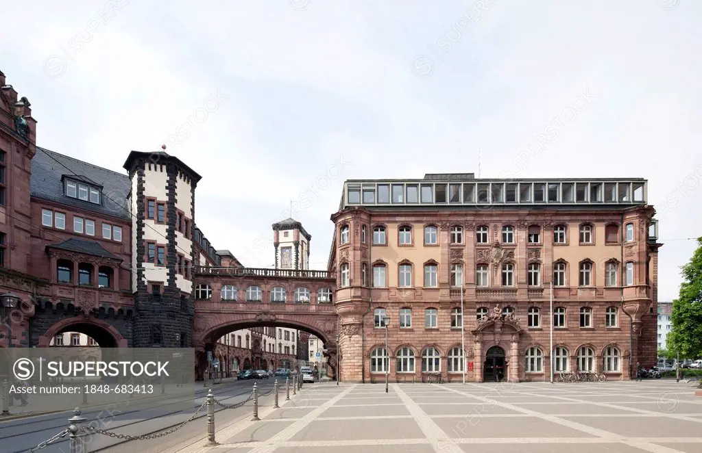 City Hall, extension of the Roemer building, north building with the Bridge of Sighs, Frankfurt am Main, Hesse, Germany, Europe, PublicGround