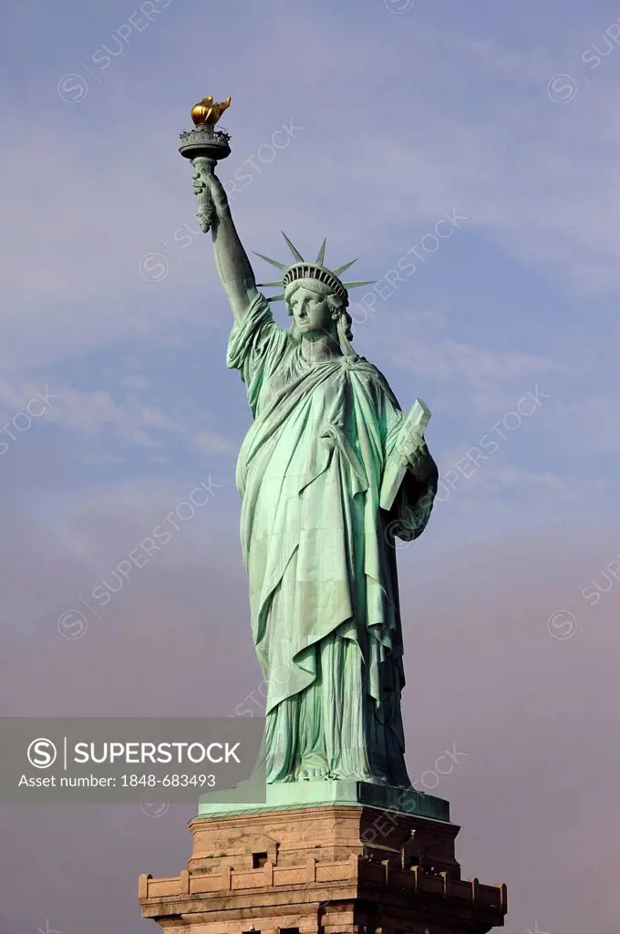 Statue of Liberty, Miss Liberty, Liberty Island, New Jersey, New York, United States of America, USA, North America