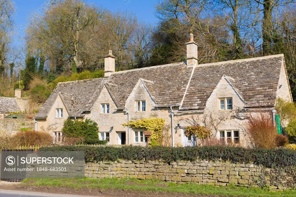 Cotswold stone cottages, Arlington, Bibury, the Cotswolds, Gloucestershire, England, United Kingdom, Europe