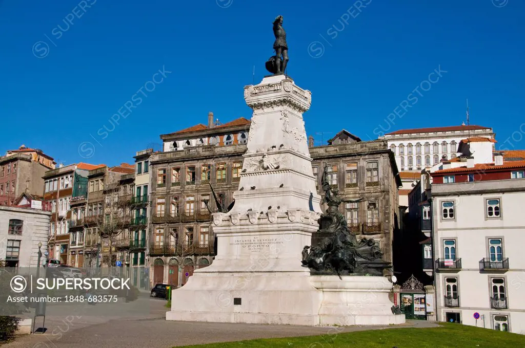 Statue of Infante D. Henrique or Henry the Navigator on the Praca do Infante square in the old town, UNESCO World Heritage Site, Porto, Portugal, Euro...