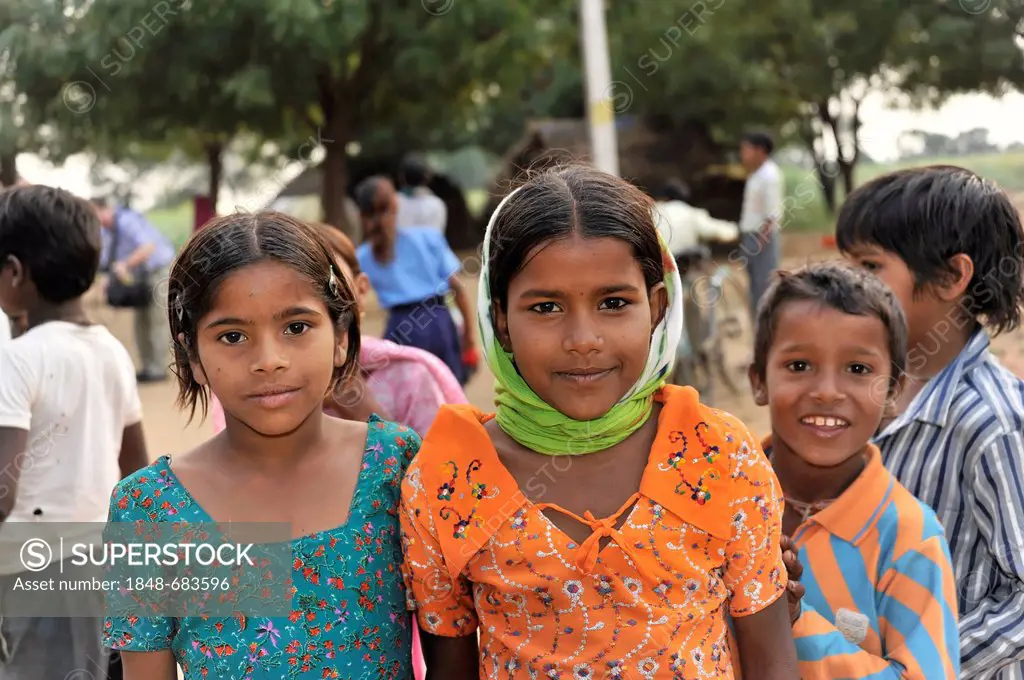 Indian children from Kalakho, portrait, Rajasthan, North India, India, South Asia, Asia