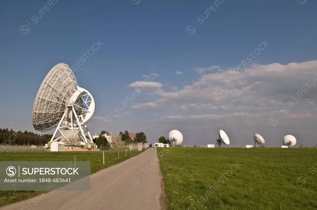Satellite observation stations, radio telescope dishes, DLR Deutsches Zentrum fuer Luft- und Raumfahrt eV, German centre for aviation and astronautics...